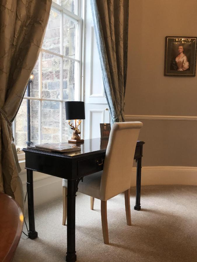 Escape To Edinburgh @ Albyn Place المظهر الخارجي الصورة