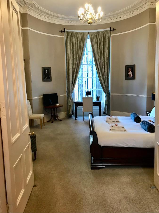 Escape To Edinburgh @ Albyn Place المظهر الخارجي الصورة