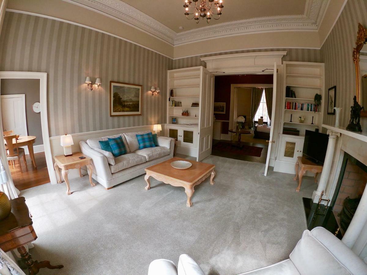 Escape To Edinburgh @ Albyn Place المظهر الخارجي الصورة