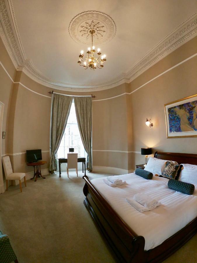 Escape To Edinburgh @ Albyn Place المظهر الخارجي الصورة